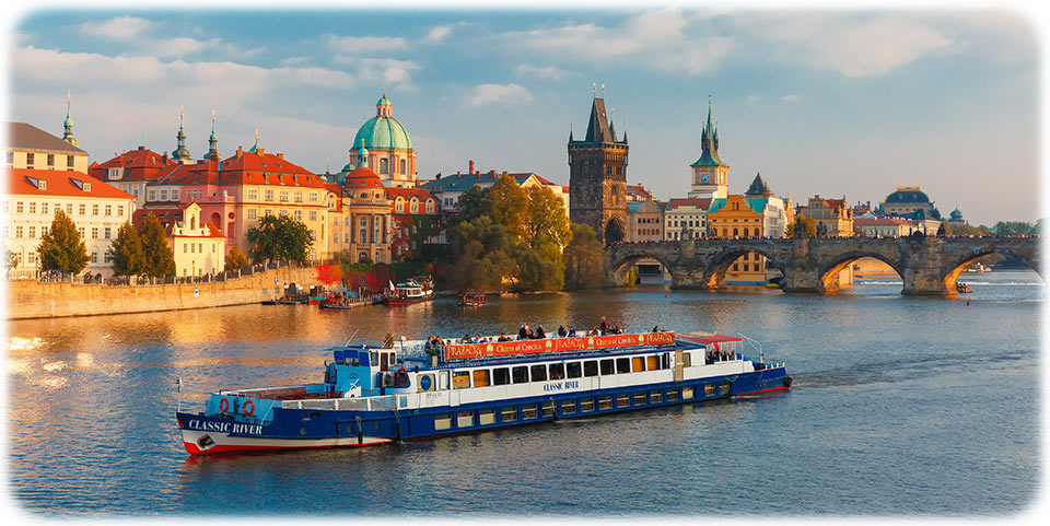 Lunch on the River Cruise Prague Airport Transfers
